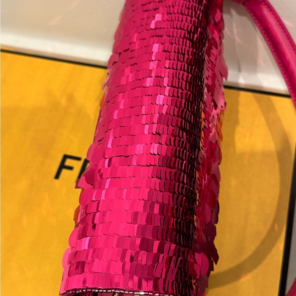 Fendi Fuchsia Pink Sequin Baguette Gold Hardware ‘Sex and the City’ New Rare - Picture 8 of 15
